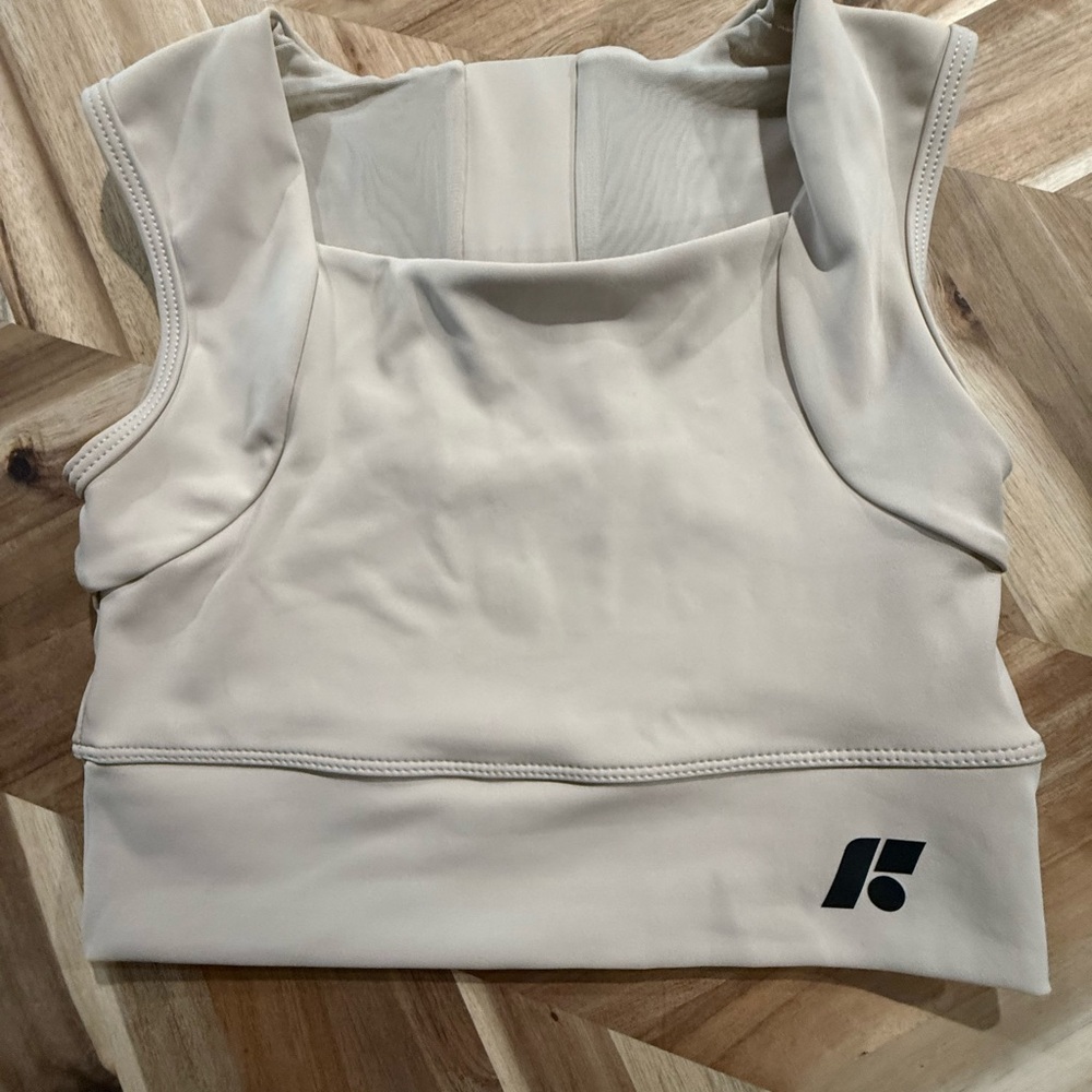 Forme Power Bra Ecru (solid color no black mesh on the back) Size Small